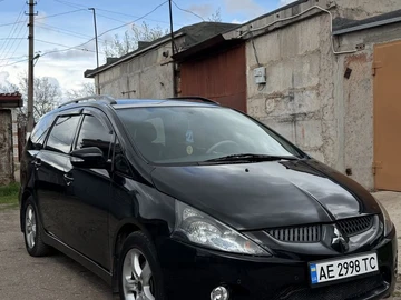 Авто Mitsubishi Grandis 2004 № 8679977