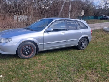 Авто Mazda 323 2000 № 8679992