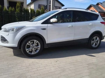Авто Ford Kuga 2016 № 8680190