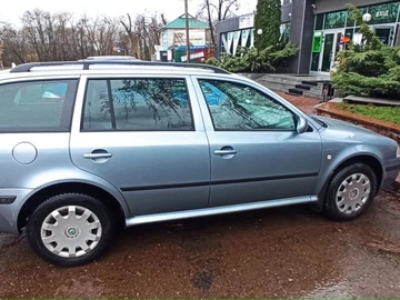Авто Skoda Octavia 2004 № 8680214
