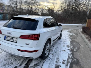 Авто Audi Q5 2018 № 8680222
