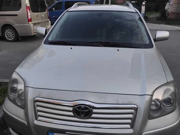 Авто Toyota Avensis 2004 № 8680235