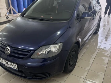 Авто Volkswagen Golf Plus 2005 № 8680261
