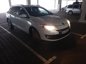 Авто Renault 4 2013 № 8680269