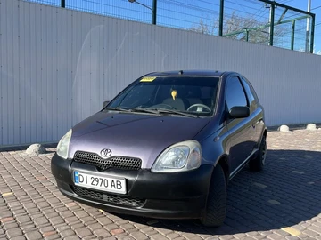 Авто Toyota Yaris 1999 № 8680304