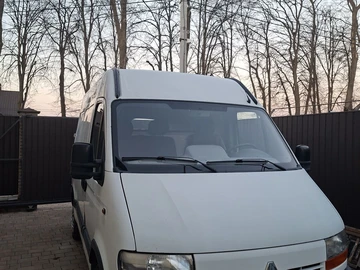 Авто Renault Master 2002 № 8680336