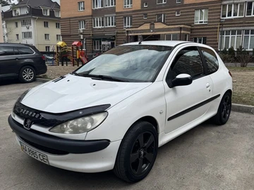Авто Peugeot 206 2004 № 8680578