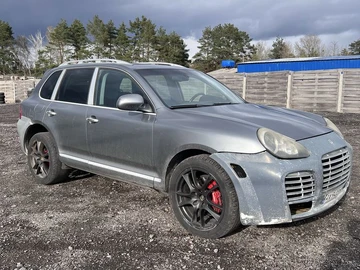 Авто Porsche Cayenne 2006 № 8680676