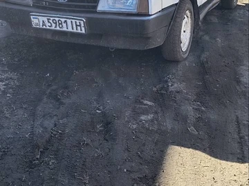 Авто ВАЗ 2109 1990 № 8680708
