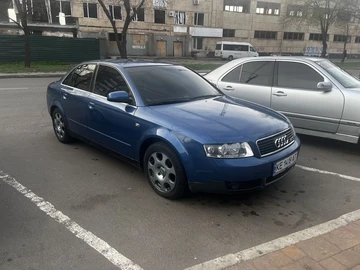 Авто Audi A4 2000 № 8680983
