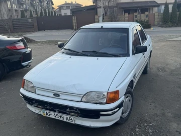 Авто Ford Escort 1990 № 8681026
