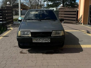 Авто ВАЗ 2109 1992 № 8681209
