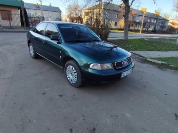 Авто Audi A4 1996 № 8681227