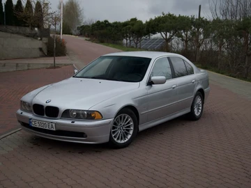 Авто BMW 5 Серия 2002 № 8681454