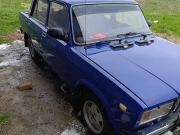 Авто ВАЗ 2107 1989 № 8681461