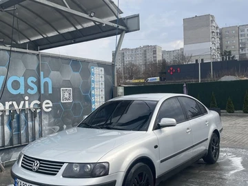 Авто Volkswagen Passat Sedan 1998 № 8681463