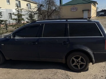 Авто Volkswagen Passat Variant 2003 № 8681543