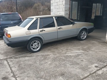 Авто Volkswagen Passat Sedan 1987 № 8681548