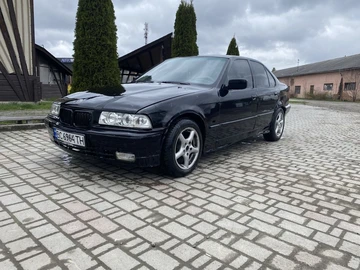 Авто BMW M3 1993 № 8681729