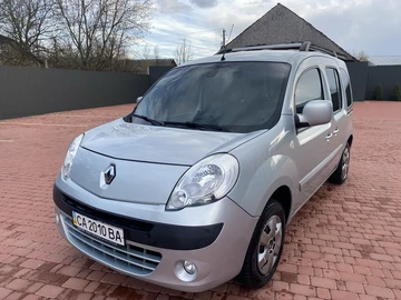 Авто Renault Kangoo Passenger 2012 № 8681952