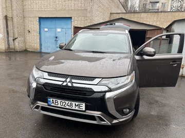 Авто Mitsubishi Outlander 2019 № 8682122