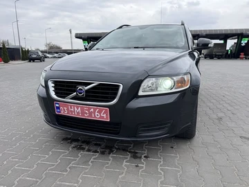 Авто Volvo V50 2009 № 8682133