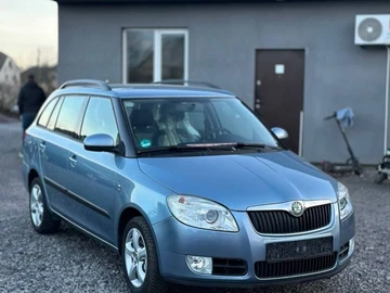 Авто Skoda Fabia 2009 № 8682141
