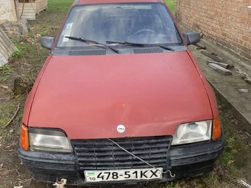 Авто Opel Kadett 1987 № 8682207