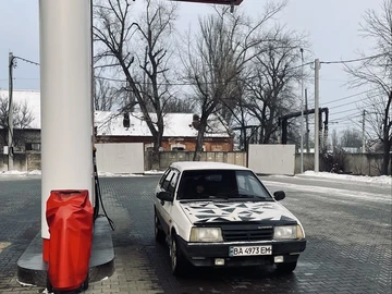 Авто ВАЗ 2109 1989 № 8682227