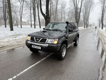 Авто Nissan Patrol 2000 № 8682259