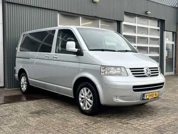 Авто Volkswagen Transporter 2010 № 8682285
