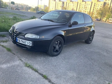 Авто Alfa Romeo 147 2002 № 8682327