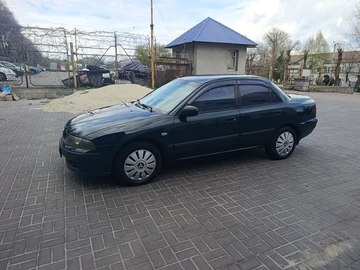 Авто Mitsubishi Carisma 2000 № 8682334