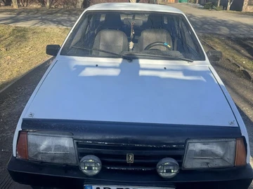 Авто ВАЗ 21099 1993 № 8682339