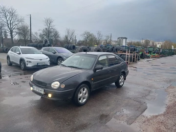 Авто Toyota Corolla 1997 № 8682380
