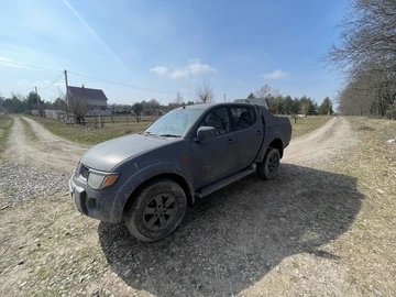 Авто Mitsubishi L 200 2008 № 8682381