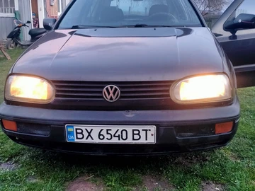 Авто Volkswagen Golf 1997 № 8682389