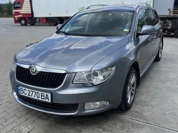 Авто Skoda Superb 2012 № 8682583