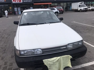 Авто Mazda 626 1990 № 8683044
