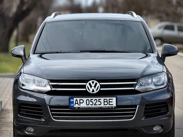 Авто Volkswagen Touareg 2012 № 8683314
