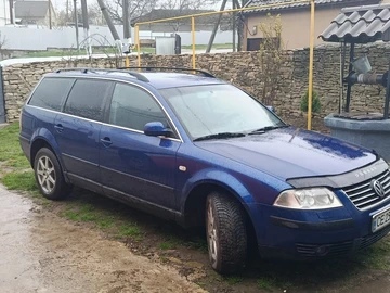 Авто Volkswagen Passat Variant 2001 № 8683322