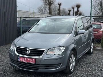 Авто Volkswagen Touran 2008 № 8683634