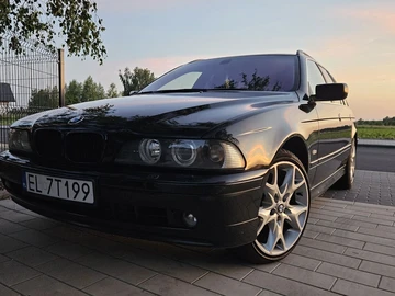 Авто BMW 5 Серия 2002 № 8683666