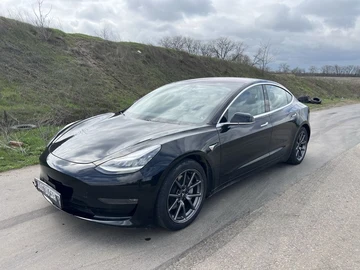 Авто Tesla Model 3 2018 № 8683770