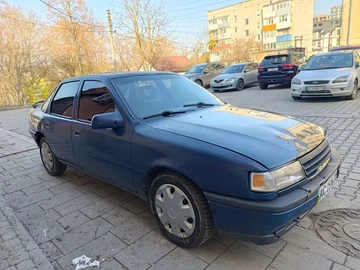 Авто Opel Vectra 1989 № 8683771