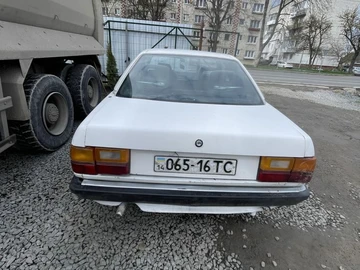 Авто Audi 100 1983 № 8683939