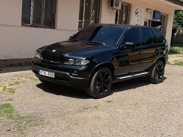 Авто BMW X5 2004 № 8683987