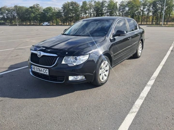 Авто Skoda Superb 2012 № 8684045