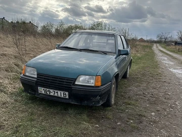 Авто Opel Kadett 1986 № 8684281