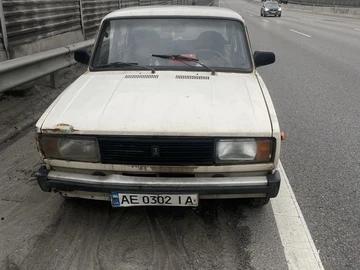 Авто ВАЗ 2105 1983 № 8684453
